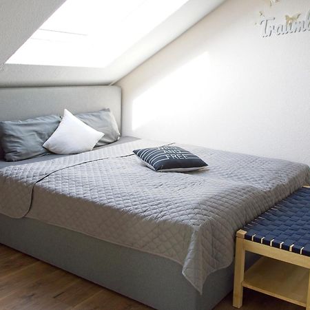 Neustadt-Aussicht - Grosse Wohnung Mit Balkon Dresden Luaran gambar