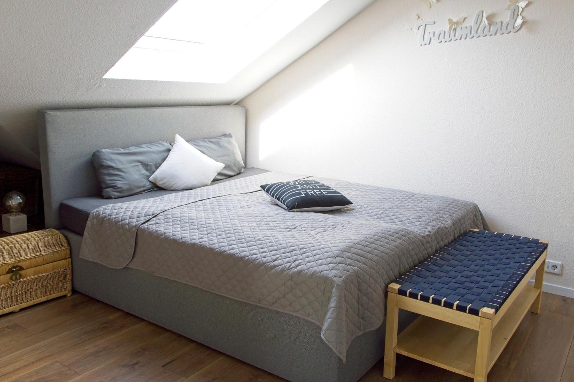 Neustadt-Aussicht - Grosse Wohnung Mit Balkon Dresden Luaran gambar