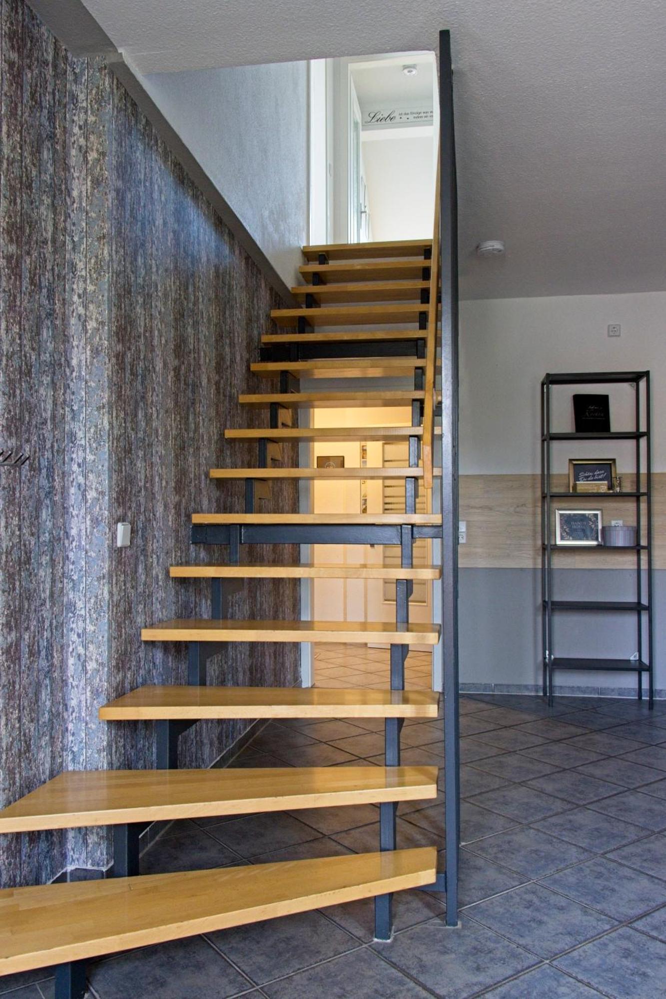 Neustadt-Aussicht - Grosse Wohnung Mit Balkon Dresden Luaran gambar